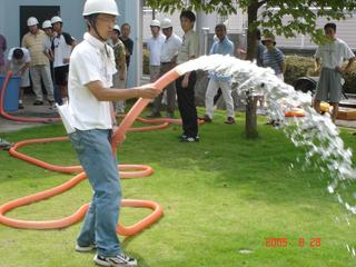 2005-08-28 09:44:26