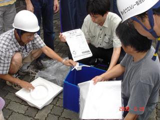2005-08-28 10:03:43