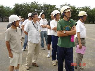 2005-08-28 10:43:44